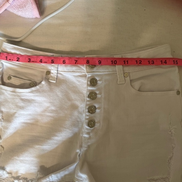White Denim Shorts Button Fly Distressed Frayed Hem Casual - Picture 4 of 5
